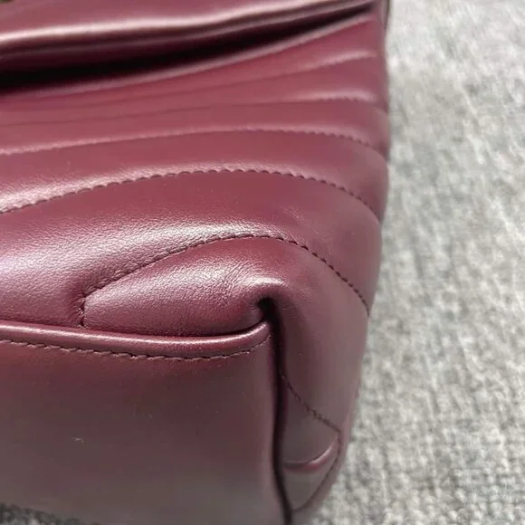 100% Authentic Yves Saint Laurent Medium leather Shoulder Bag - Picture 8 of 14